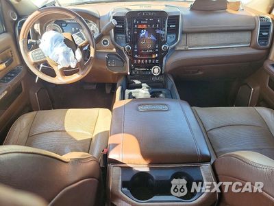 Zdjęcie 8 z 12 samochodu: 2019 RAM 2500 LONGHORN VIN:3C6UR5PL1KG708767 - miniatura