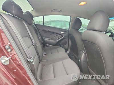 Zdjęcie 10 z 12 samochodu: 2017 KIA FORTE LX VIN:3KPFK4A72HE080959 - miniatura