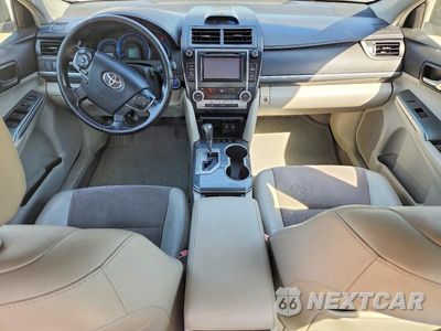 Zdjęcie 8 z 12 samochodu: 2012 TOYOTA CAMRY HYBRID XLE VIN:4T1BD1FK5CU061221 - miniatura