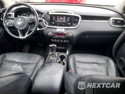 Zdjęcie 8 z 13 samochodu: 2016 KIA SORENTO EX VIN:5XYPH4A51GG183728 - miniatura