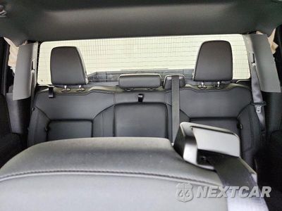 Zdjęcie 10 z 13 samochodu: 2026 GMC SIERRA C1500 SLT VIN:1GTPHDED3TZ205905 - miniatura