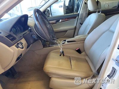 Zdjęcie 7 z 12 samochodu: 2009 MERCEDES-BENZ C 300 4MATIC VIN:WDDGF81X79F255316 - miniatura