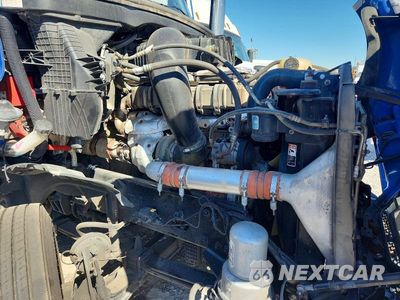 Zdjęcie 11 z 14 samochodu: 2021 FREIGHTLINER CASCADIA 126 SEMI TRUCK VIN:3AKJHHDR2MSML9478 - miniatura