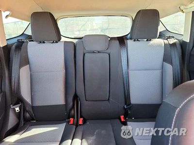 Zdjęcie 10 z 13 samochodu: 2017 FORD ESCAPE SE VIN:1FMCU0G98HUB30856 - miniatura