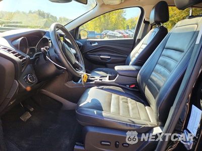 Zdjęcie 7 z 13 samochodu: 2017 FORD ESCAPE TITANIUM VIN:1FMCU9J98HUA07135 - miniatura