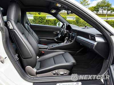 Piąte zdjęcie samochodu w środku: 2017 PORSCHE 911 CARRERA S VIN:WP0AB2A95HS123655 - miniatura