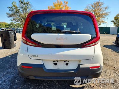 Zdjęcie 6 z 13 samochodu: 2022 KIA SOUL LX VIN:KNDJ23AU8N7834646 - miniatura