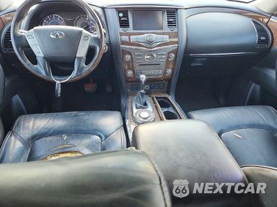 Zdjęcie 8 z 13 samochodu: 2017 INFINITI QX80 BASE VIN:JN8AZ2NF8H9644649 - miniatura