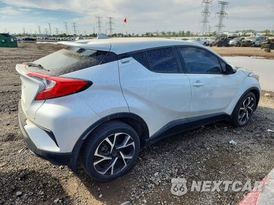 Trzecie zdjęcie samochodu z tyłu: 2018 TOYOTA C-HR XLE PREMIUM VIN:NMTKHMBX7JR058848 - miniatura