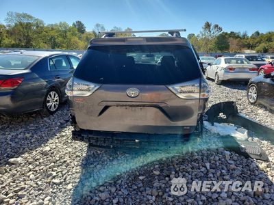 Zdjęcie 6 z 14 samochodu: 2015 TOYOTA SIENNA SPORT VIN:5TDXK3DCXFS621492 - miniatura