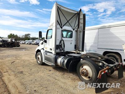 Drugie zdjęcie samochodu z przodu: 2018 PETERBILT 579 SEMI TRUCK VIN:1XPBA48X5JD478034 - miniatura