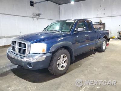 2005 DODGE DAKOTA SLT 1D7HW42N45S236346 - główne zdjęcie licytacji z USA - miniatura