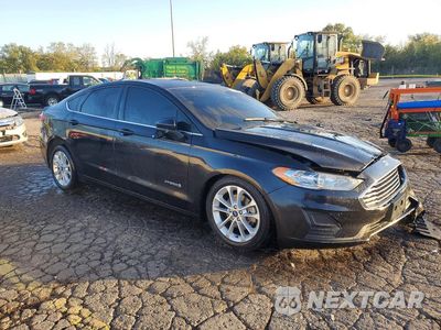 Czwarte zdjęcie samochodu z boku: 2019 FORD FUSION SE VIN:3FA6P0LU3KR157860 - miniatura