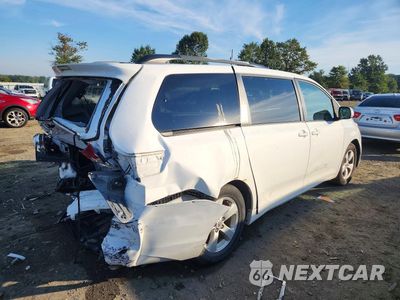 Trzecie zdjęcie samochodu z tyłu: 2011 TOYOTA SIENNA LE VIN:5TDKK3DC0BS122995 - miniatura