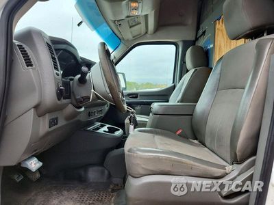 Zdjęcie 7 z 13 samochodu: 2017 NISSAN NV2500 DELIVERY VAN VIN:1N6BF0LY4HN803799 - miniatura