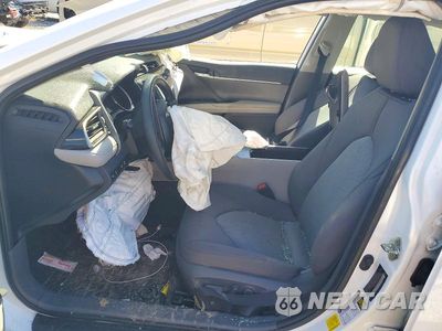 Zdjęcie 7 z 13 samochodu: 2020 TOYOTA CAMRY LE VIN:4T1C31AK8LU010794 - miniatura
