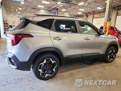 Trzecie zdjęcie samochodu z tyłu: 2026 KIA SELTOS S VIN:KNDEUCAAXT7826093 - miniatura