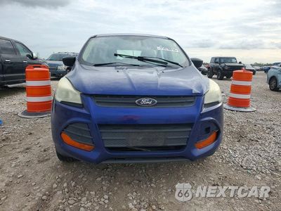 Piąte zdjęcie samochodu w środku: 2015 FORD ESCAPE S VIN:1FMCU0F74FUA91017 - miniatura