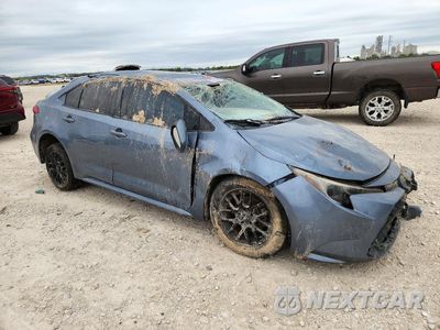 Czwarte zdjęcie samochodu z boku: 2020 TOYOTA COROLLA LE VIN:JTDEPRAE8LJ058999 - miniatura
