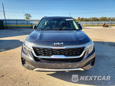 Piąte zdjęcie samochodu w środku: 2023 KIA SELTOS EX VIN:KNDERCAA6P7386493 - miniatura