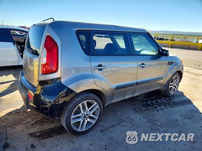 Trzecie zdjęcie samochodu z tyłu: 2013 KIA SOUL + VIN:KNDJT2A67D7577549 - miniatura
