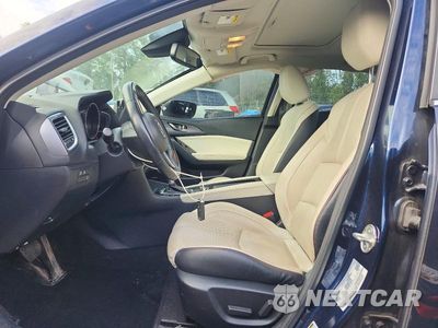 Zdjęcie 7 z 12 samochodu: 2018 MAZDA 3 GRAND TOURING VIN:3MZBN1W35JM230419 - miniatura