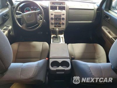 Zdjęcie 8 z 13 samochodu: 2011 FORD ESCAPE XLT VIN:1FMCU9DG9BKB01182 - miniatura