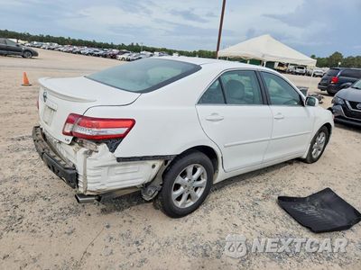 Trzecie zdjęcie samochodu z tyłu: 2011 TOYOTA CAMRY LE VIN:4T4BF3EK0BR157379 - miniatura