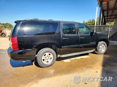 Trzecie zdjęcie samochodu z tyłu: 2013 CHEVROLET SUBURBAN C1500 LT VIN:1GNSCJE00DR192138 - miniatura