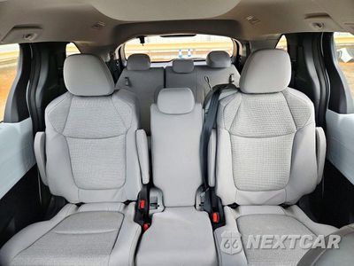 Zdjęcie 10 z 14 samochodu: 2026 TOYOTA SIENNA LE VIN:5TDKRKEC9TS314308 - miniatura