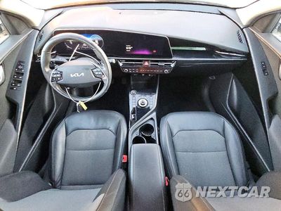 Zdjęcie 8 z 13 samochodu: 2023 KIA NIRO WIND VIN:KNDCR3L17P5027072 - miniatura