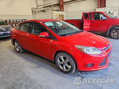 Czwarte zdjęcie samochodu z boku: 2013 FORD FOCUS SE VIN:1FADP3F23DL258580 - miniatura