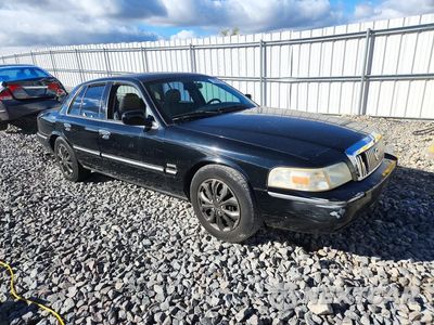 Czwarte zdjęcie samochodu z boku: 2010 MERCURY GRAND MARQUIS LS VIN:2MEBM7FV6AX621737 - miniatura