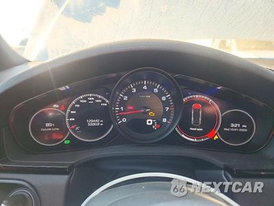 Zdjęcie 9 z 12 samochodu: 2019 PORSCHE CAYENNE VIN:WP1AA2AY9KDA11039 - miniatura