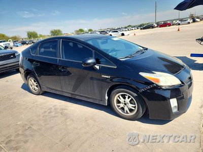 Czwarte zdjęcie samochodu z boku: 2011 TOYOTA PRIUS THREE VIN:JTDKN3DU0B0285861 - miniatura