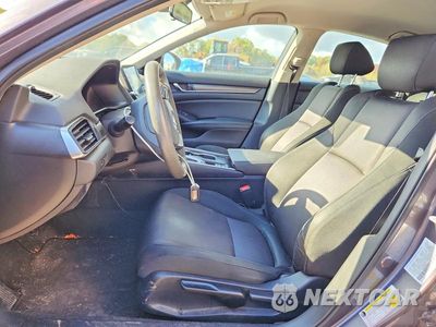 Zdjęcie 7 z 13 samochodu: 2019 HONDA ACCORD LX VIN:1HGCV1F12KA087905 - miniatura