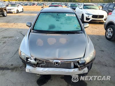 Piąte zdjęcie samochodu w środku: 2008 HONDA CIVIC LX VIN:2HGFA16508H503911 - miniatura