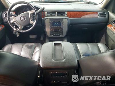 Zdjęcie 8 z 13 samochodu: 2011 GMC YUKON XL K1500 SLT VIN:1GKS2KE32BR144329 - miniatura