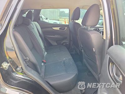 Zdjęcie 10 z 12 samochodu: 2018 NISSAN ROGUE SPORT S VIN:JN1BJ1CP9JW158634 - miniatura
