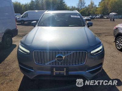 Piąte zdjęcie samochodu w środku: 2016 VOLVO XC90 T8 VIN:YV4BC0PL8G1076454 - miniatura