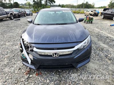 Piąte zdjęcie samochodu w środku: 2018 HONDA CIVIC LX VIN:19XFC2F59JE044281 - miniatura