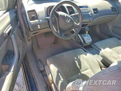 Zdjęcie 8 z 12 samochodu: 2008 HONDA CIVIC LX VIN:2HGFG12648H568323 - miniatura