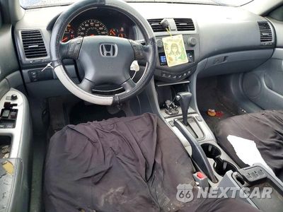 Zdjęcie 8 z 12 samochodu: 2003 HONDA ACCORD EX VIN:JHMCM56603C016307 - miniatura