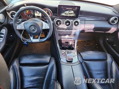 Zdjęcie 8 z 12 samochodu: 2018 MERCEDES-BENZ C 43 4MATIC AMG VIN:55SWF6EB2JU262402 - miniatura