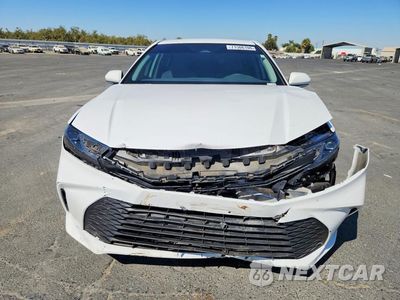 Piąte zdjęcie samochodu w środku: 2026 TOYOTA CAMRY LE VIN:4T1DAACK6TU752537 - miniatura