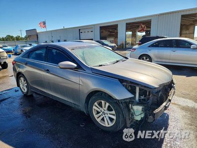 Czwarte zdjęcie samochodu z boku: 2011 HYUNDAI SONATA GLS VIN:5NPEB4AC7BH151679 - miniatura