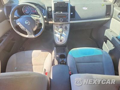 Zdjęcie 8 z 12 samochodu: 2010 NISSAN SENTRA 2.0 VIN:3N1AB6AP3AL667682 - miniatura