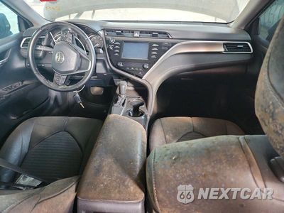 Zdjęcie 8 z 12 samochodu: 2018 TOYOTA CAMRY SE VIN:4T1B11HK5JU085859 - miniatura