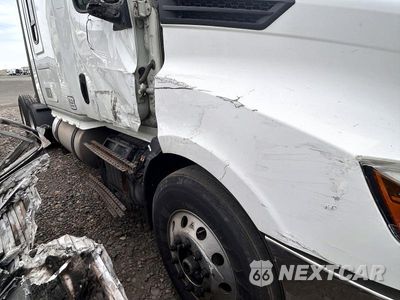 Zdjęcie 13 z 13 samochodu: 2022 FREIGHTLINER CASCADIA SEMI TRUCK VIN:3AKJHHDRXNSNT8356 - miniatura