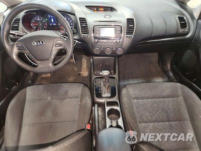 Zdjęcie 8 z 12 samochodu: 2018 KIA FORTE LX VIN:3KPFK4A78JE283554 - miniatura